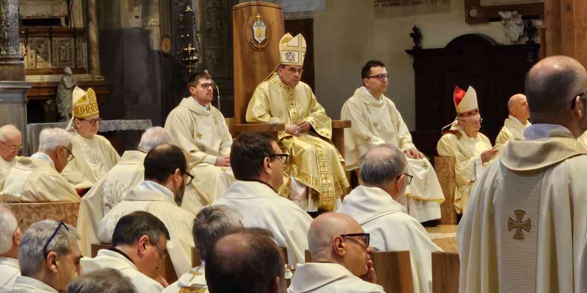 Un Vescovo commosso  chiede: pregate per me. La più bella lettera pastorale