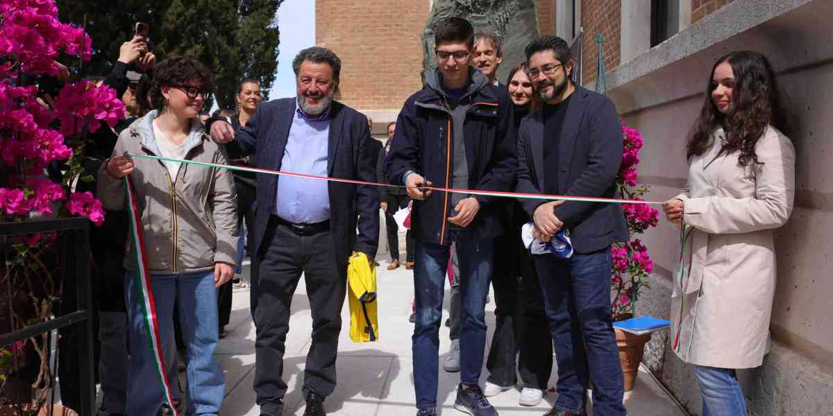 A Castel San Pietro una mostra stellare