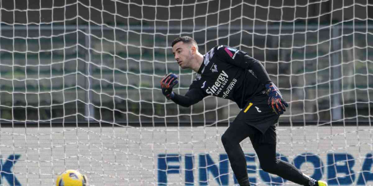Verona pasticcione, la Lazio ne approfitta: 1-0