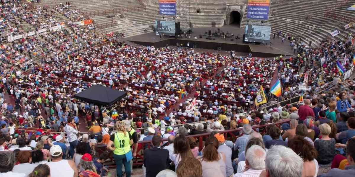 La pace è benvenuta in Arena