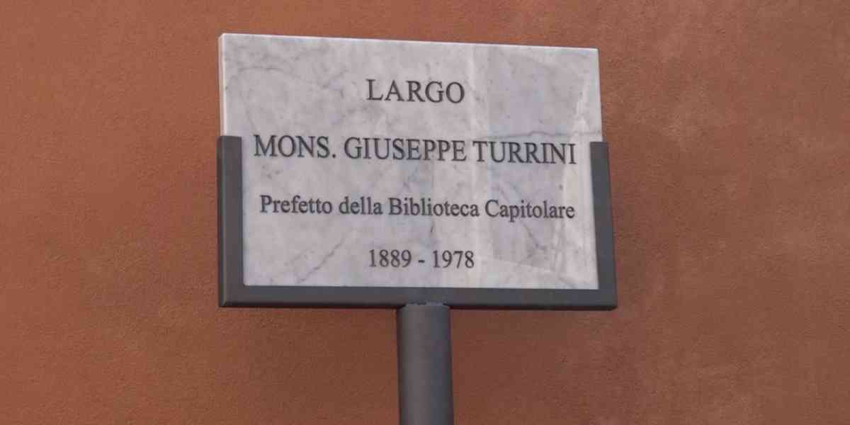 Nuova piazzetta dedicata a Mons. Giuseppe Turrini