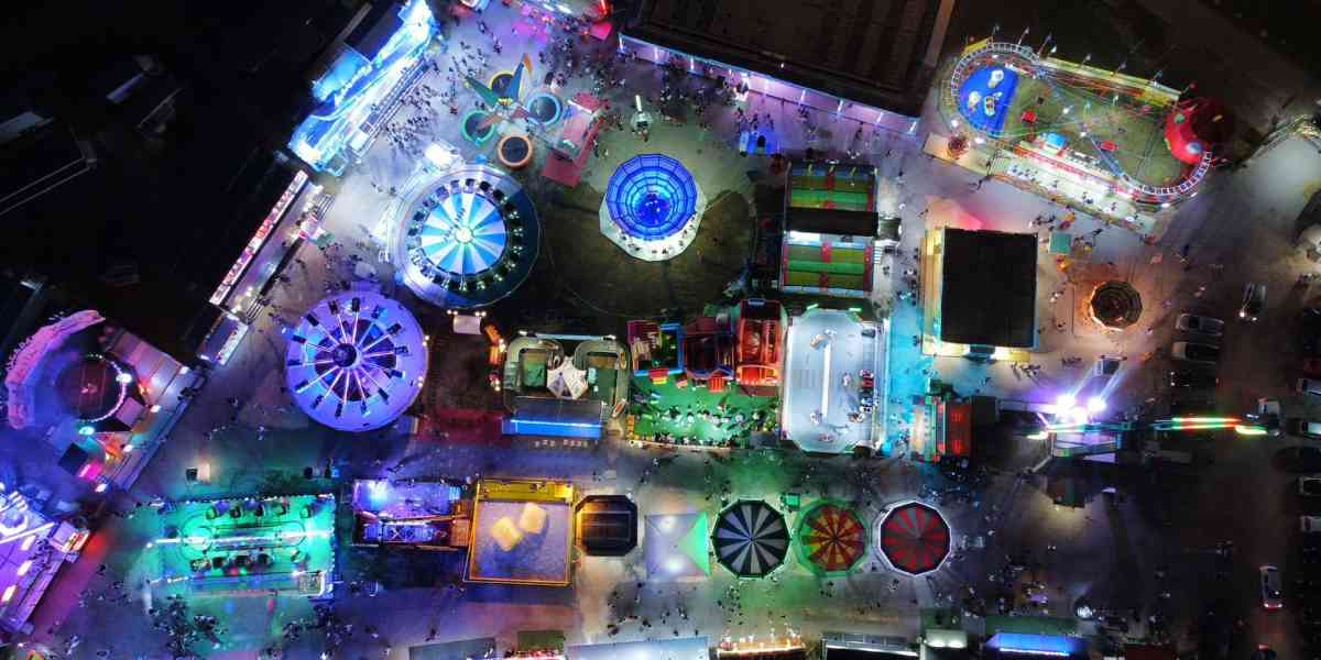 Il mezzo secolo del luna park che dà i brividi per un’estate