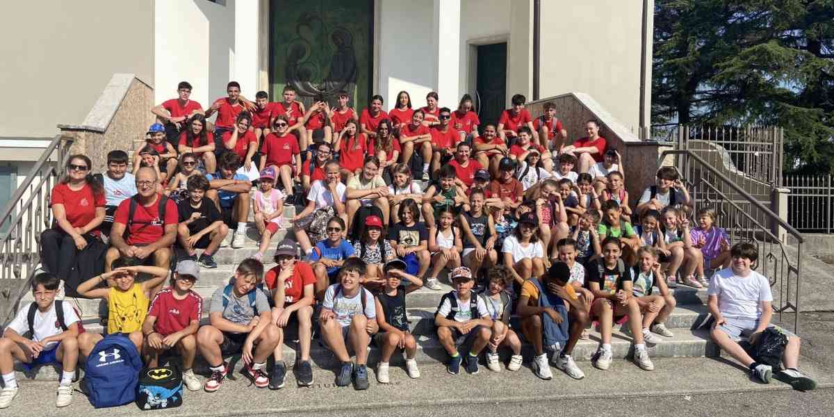 Sacra Famiglia - Diventiamo sempre più comunità