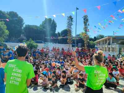 Lonato - Dante accompagna due Grest alle... stelle