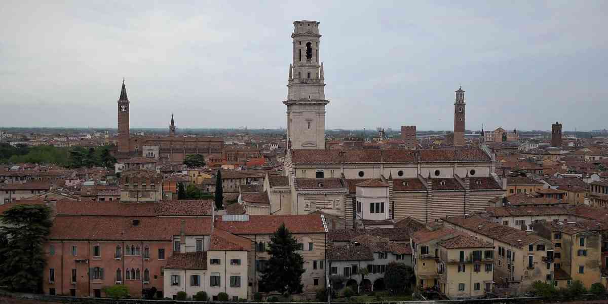 Fari puntati sui nostri campanili