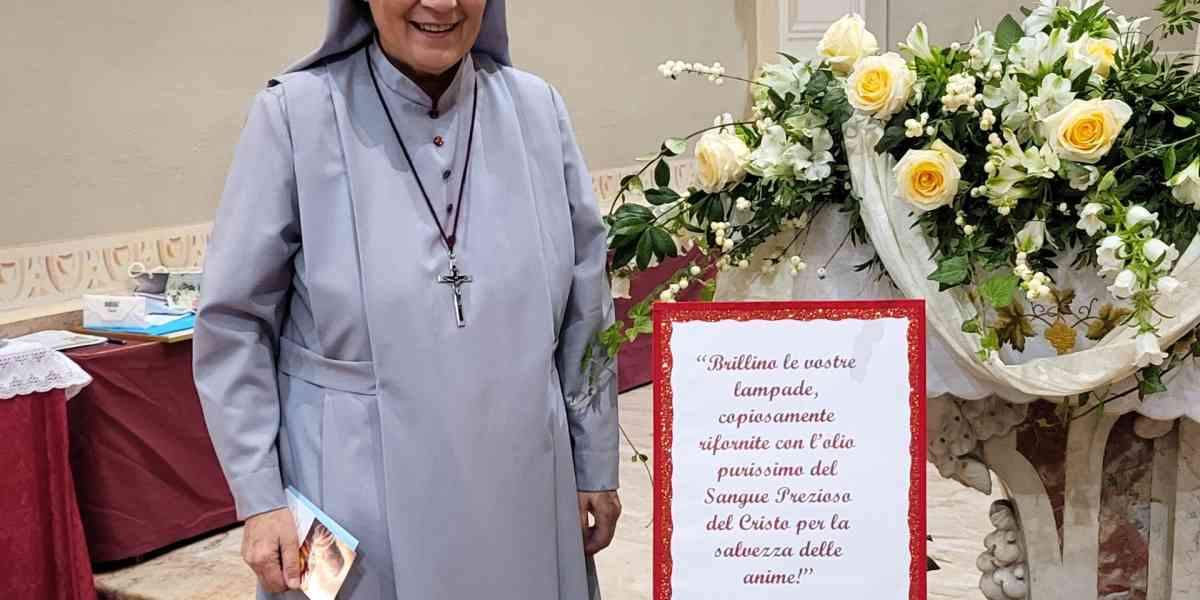 Religiosa da 50 anni: che festa per suor Luciana
