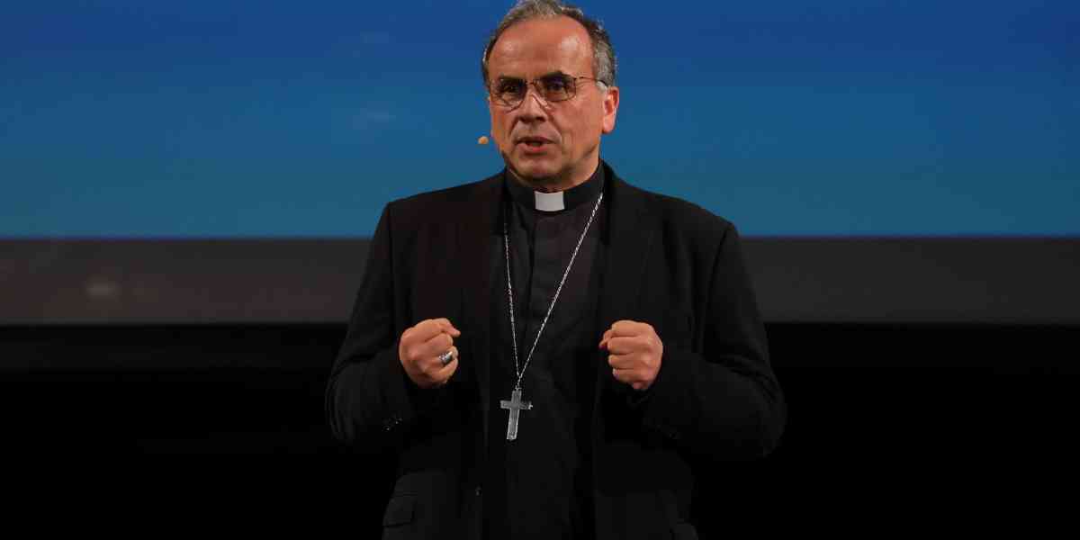 Poeti sociali: «Una rassegna contro la rassegnazione»