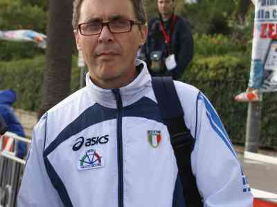 Il Forrest Gump che corre solo le ultramaratone