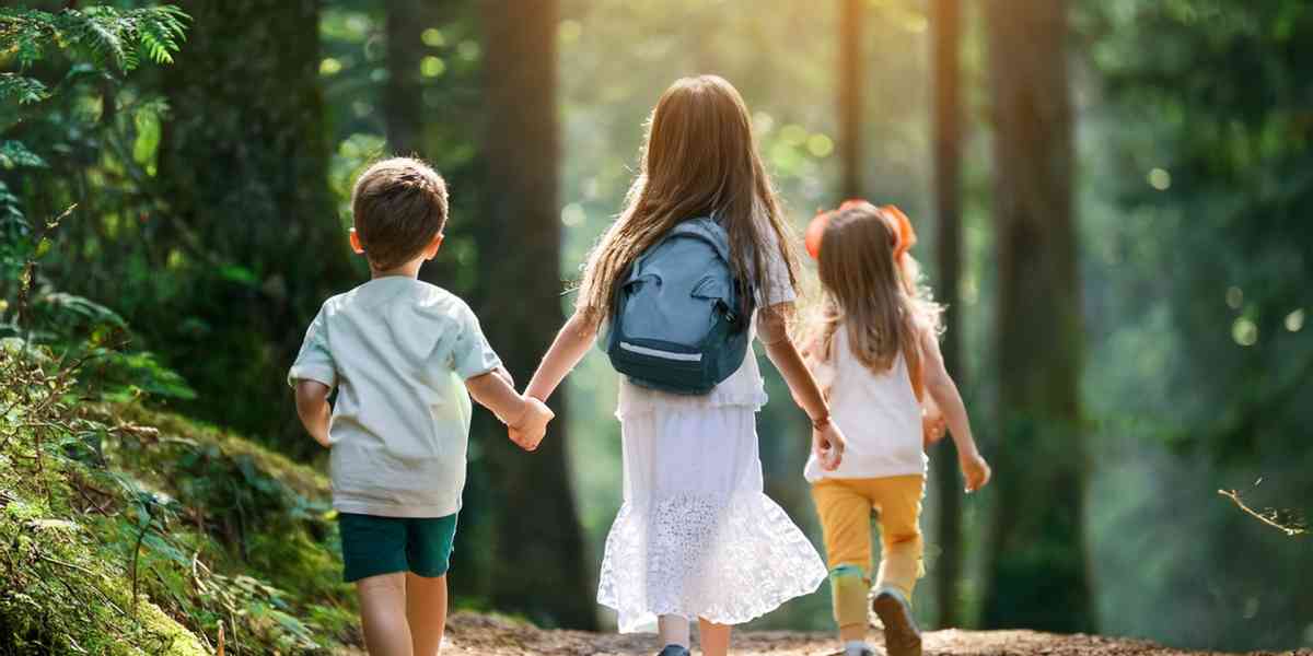 Stare nella natura insegna ai bambini a coltivare se stessi