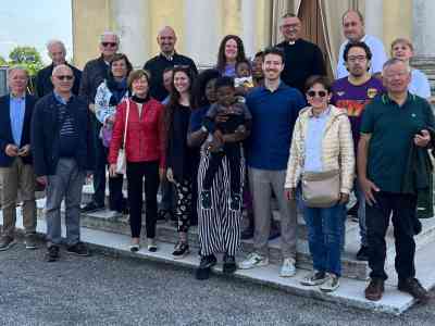 Canove apre le porte all’accoglienza