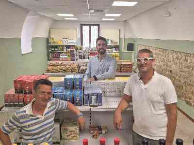 Lago di Garda: il cibo in eccedenza si porta all'Emporio