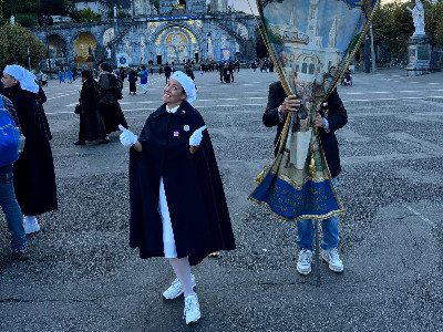 Chiara che ha riscoperto la fede dedicandosi a chi cerca speranza