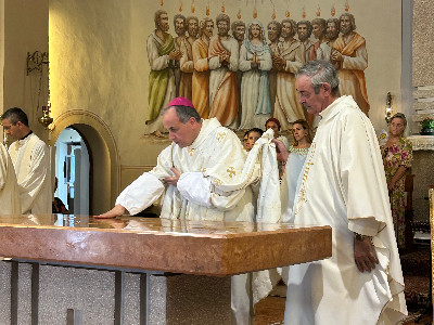 Ad Albarè di Costermano la dedicazione della chiesa con il  Vescovo