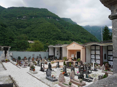 Il prete fucilato dai tedeschi riposa nel cimitero di Giazza
