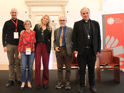 “Fraternità è il nome della pace”: al via la rassegna Poeti sociali