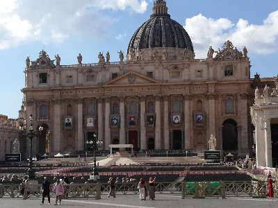 Mani per amare, sull’esempio di madre Vincenza Maria Poloni