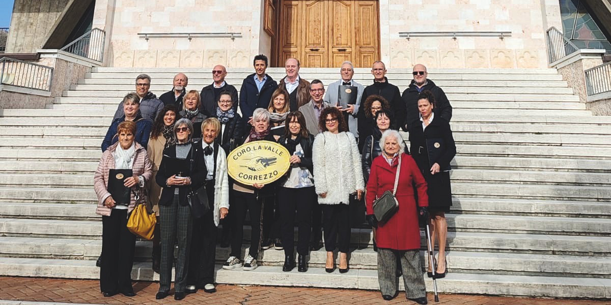 Il coro “La Valle” ha festeggiato i primi 50 anni