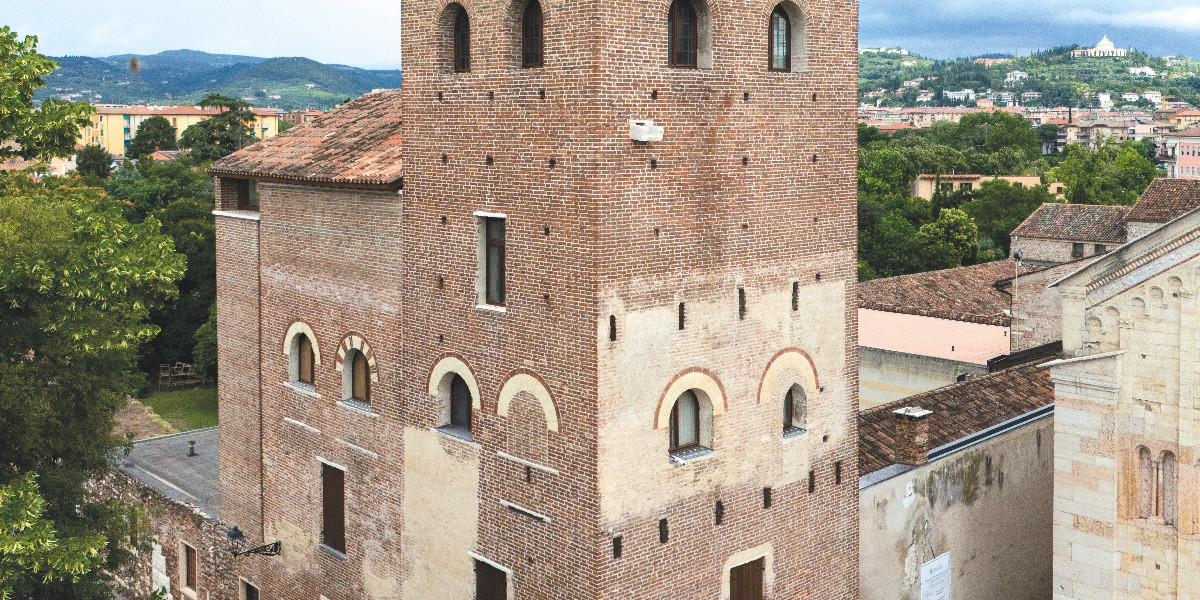 Un libro sul palazzo abbaziale sanzenate tornato a risplendere