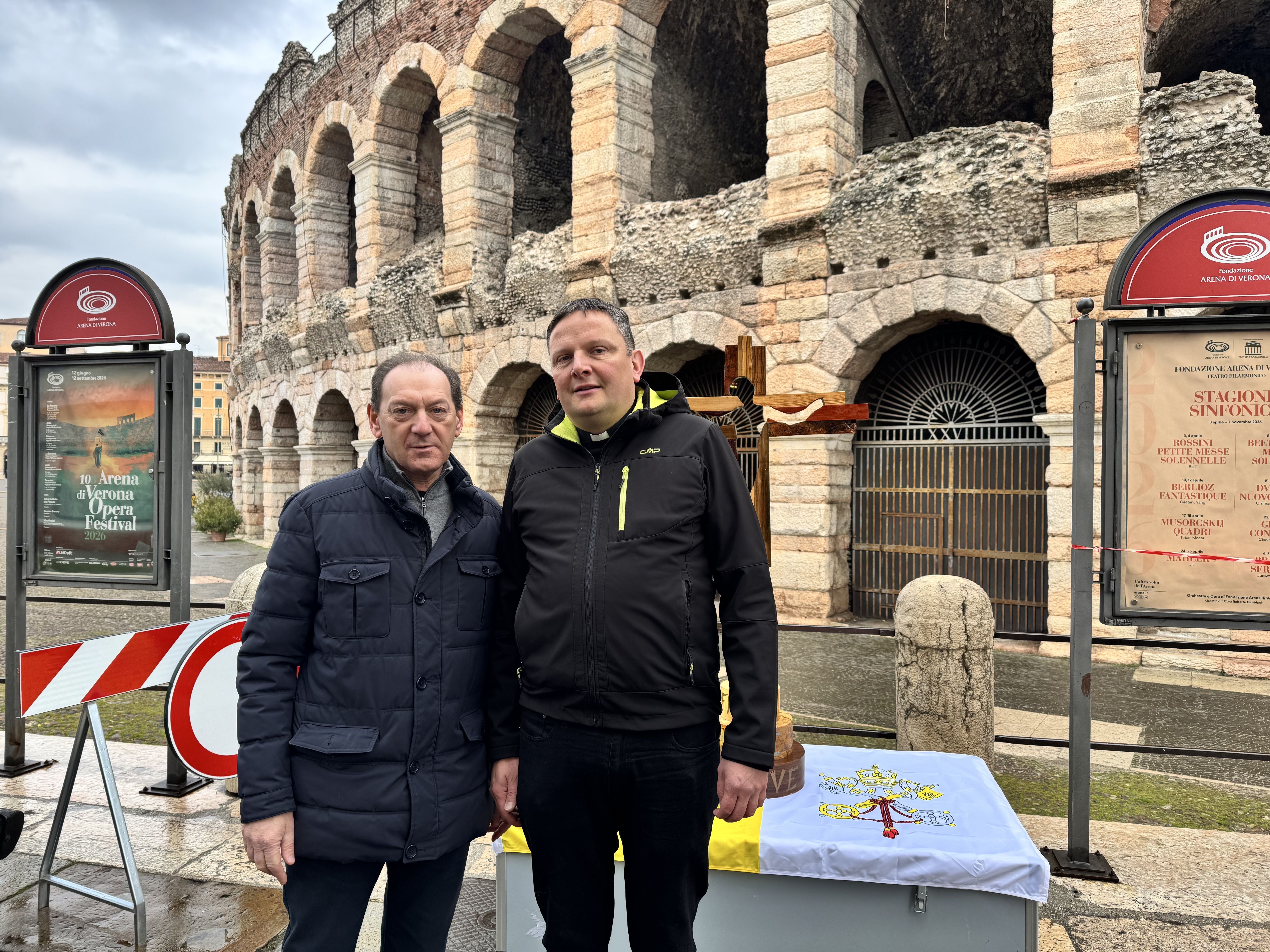 Da sinistra Stefano Gnesato e&nbsp;don&nbsp;Gabriele Vrech