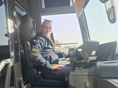 Il miracolo del primo trapiantato di fegato ci guarda dal bus