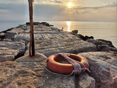 Un mare pieno di “respinti”
