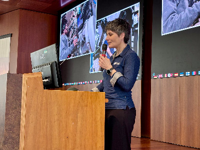 L’AstroSamantha che illumina la strada delle giovani generazioni