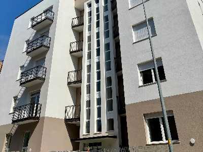 Borgo Roma, gli studenti trovano un nuovo tetto