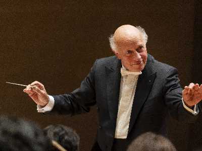 Per la Missa Solemnis di Beethoven sale sul podio Wolfram Christ