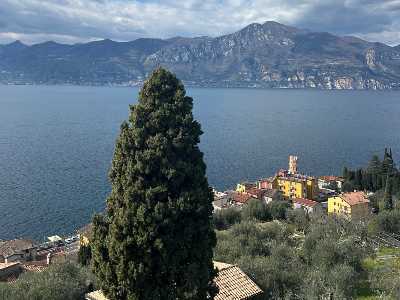 Nel meraviglioso “balcone” di Pai e nel lungolago di Pacengo