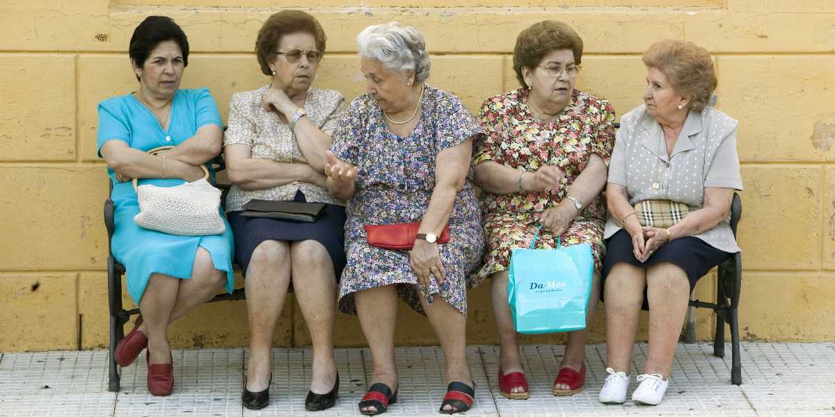 Italia, la longevità è femmina