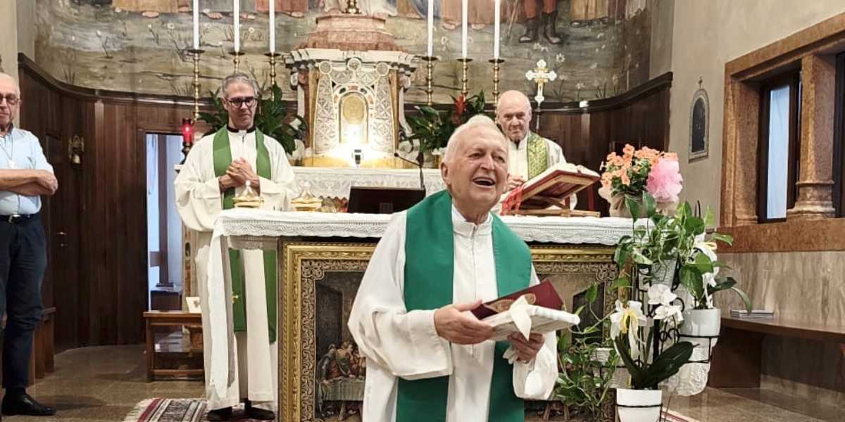 Don Zeno Carazzolo, prete da 65 anni